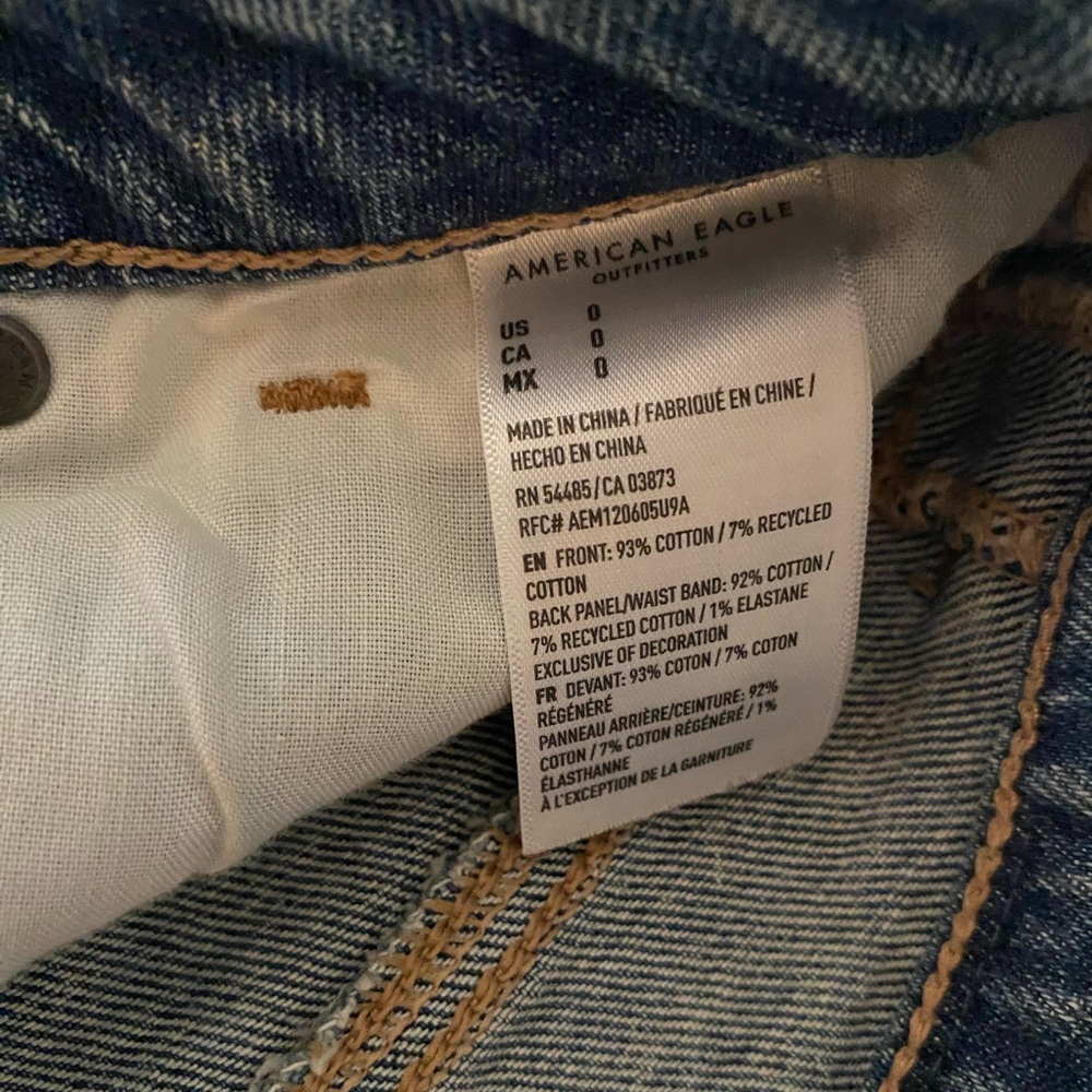 AE Strigid Mom Shorts Size 0 - Picture 11 of 15